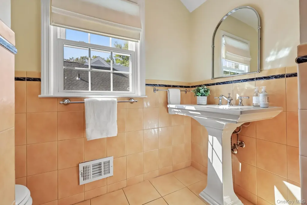3 Elm Road Scarsdale NY 10583