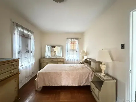 208-04 50th Avenue Bayside NY 11364