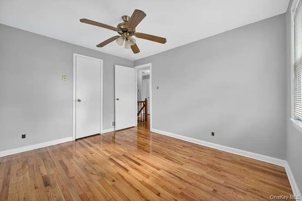 452 Latham Road Mineola NY 11501