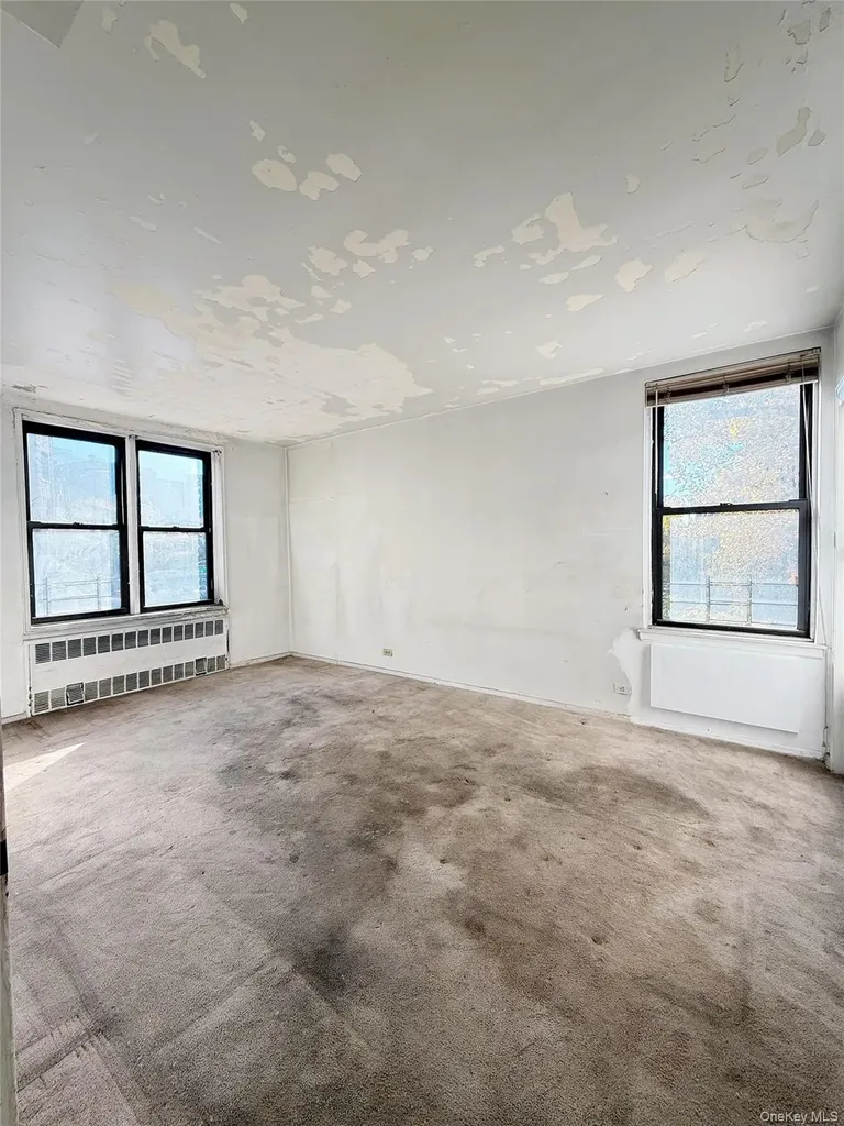 14105 Northern Boulevard Flushing NY 11354