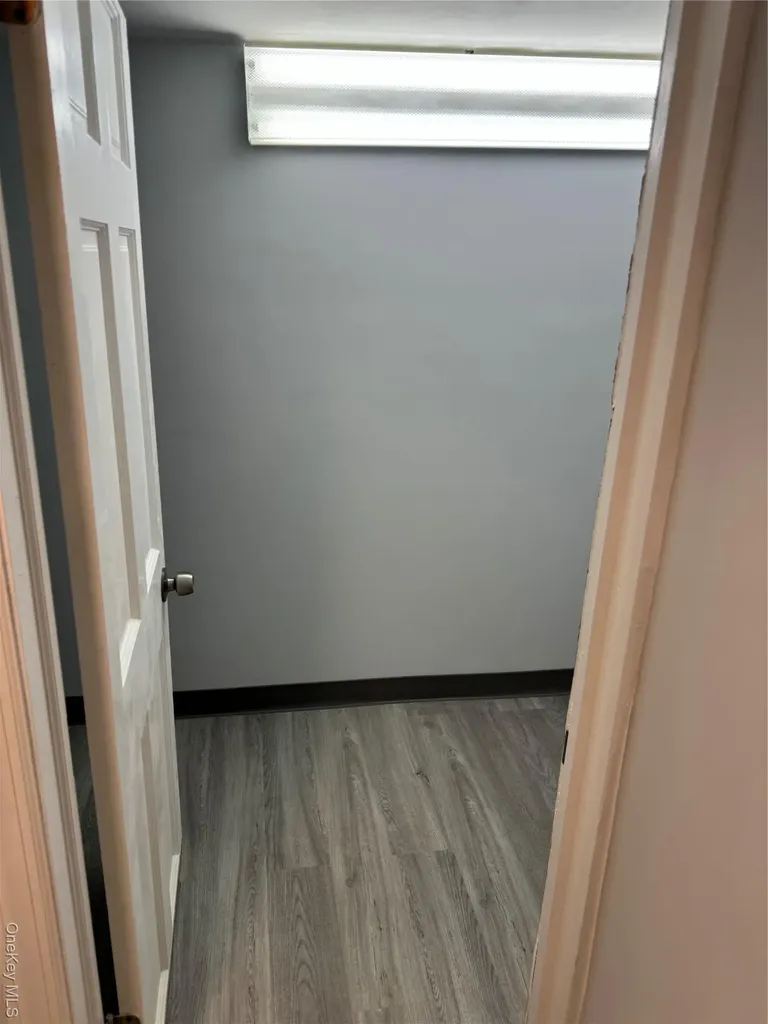 1285 Montauk Copiague NY 11726