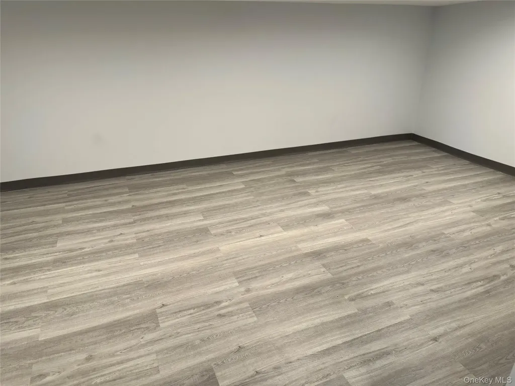 1285 Montauk Copiague NY 11726