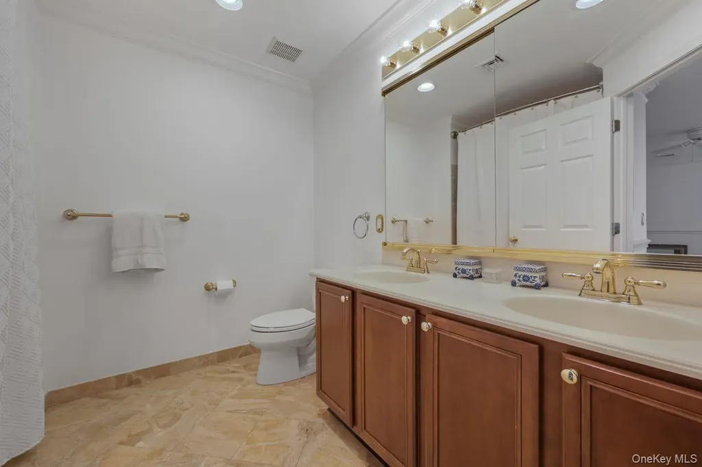 7 Caruso Place Armonk NY 10504