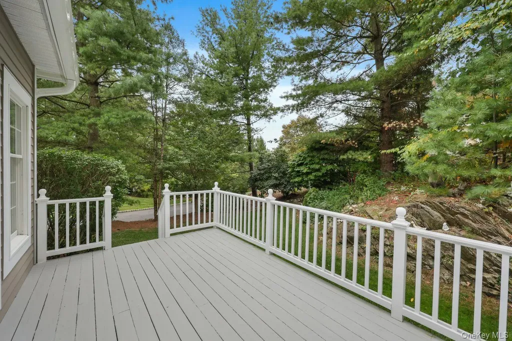7 Caruso Place Armonk NY 10504