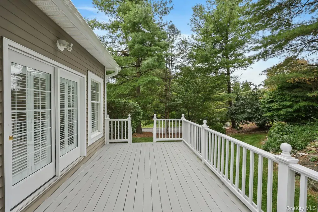 7 Caruso Place Armonk NY 10504