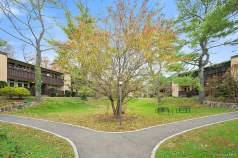 103 Wiltshire Road Scarsdale NY 10583