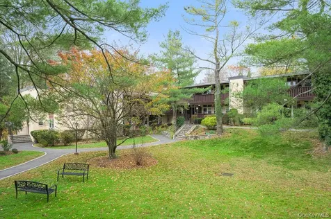 103 Wiltshire Road Scarsdale NY 10583