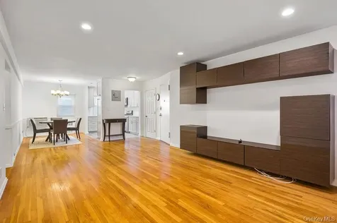 103 Wiltshire Road Scarsdale NY 10583