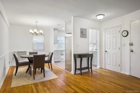 103 Wiltshire Road Scarsdale NY 10583