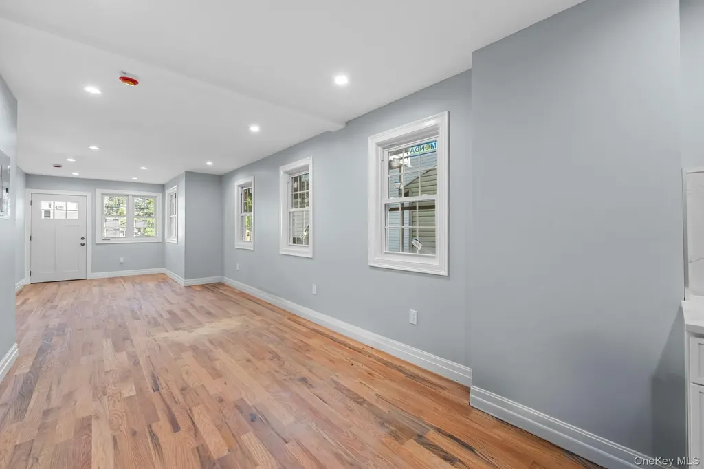 2118 Quimby Avenue Bronx NY 10473
