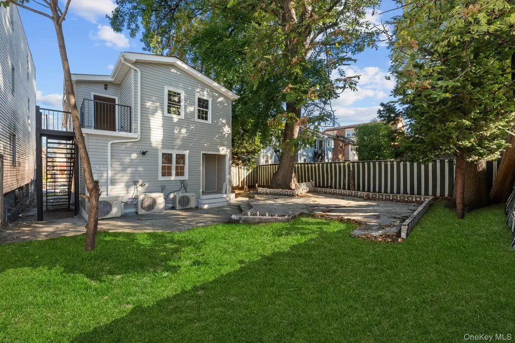 2118 Quimby Avenue Bronx NY 10473
