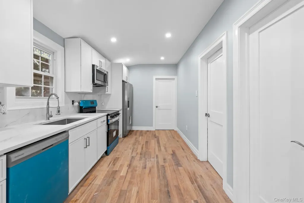 2118 Quimby Avenue Bronx NY 10473