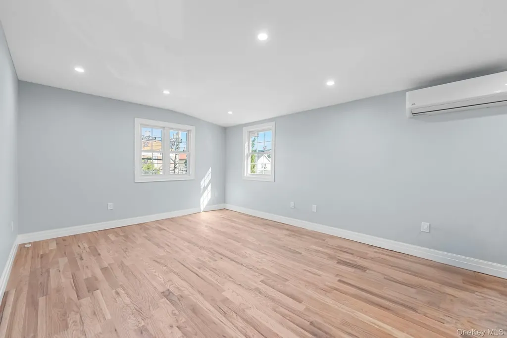 2118 Quimby Avenue Bronx NY 10473