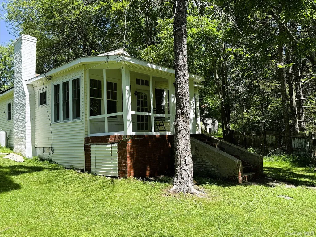 42 Eagle Street Monroe NY 10950