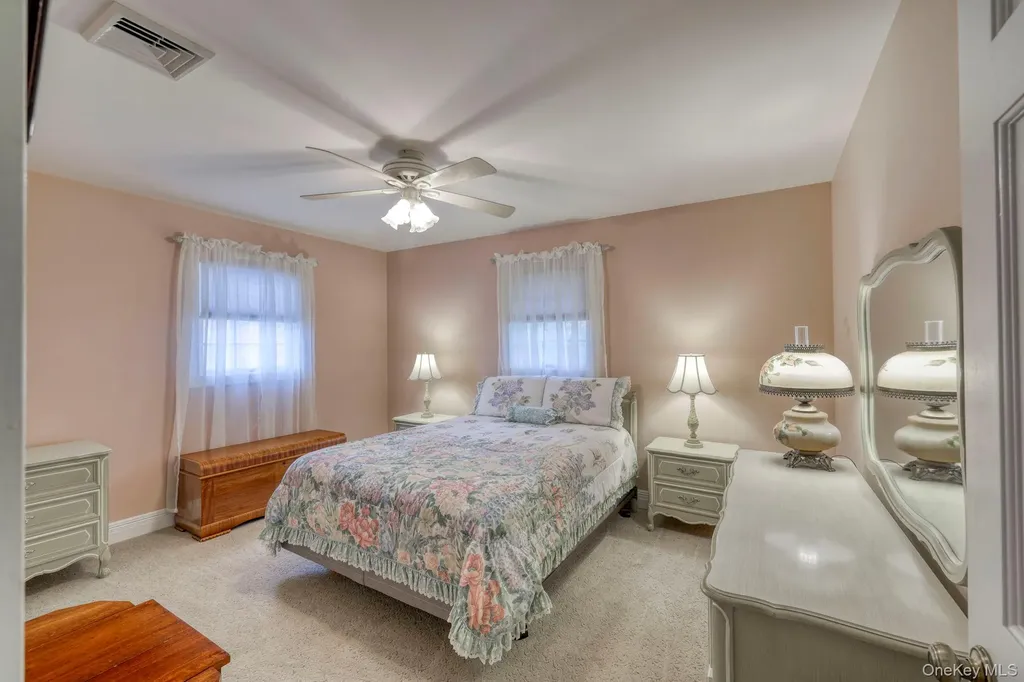 23 Maureen Drive Middletown NY 10940