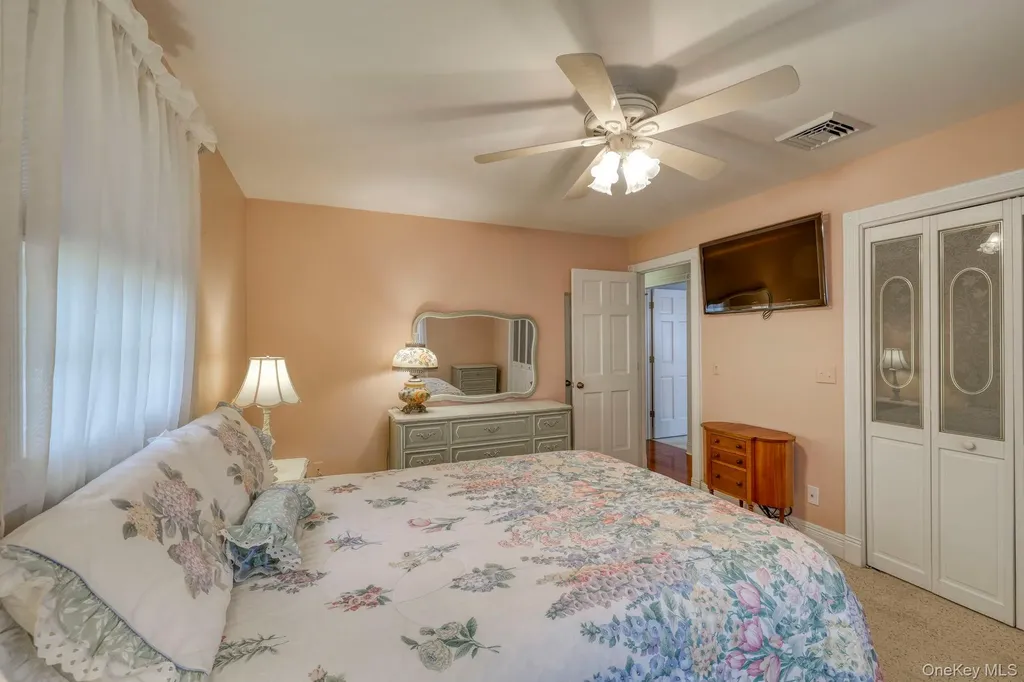 23 Maureen Drive Middletown NY 10940