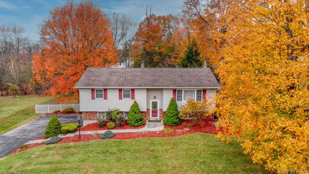 23 Maureen Drive Middletown NY 10940