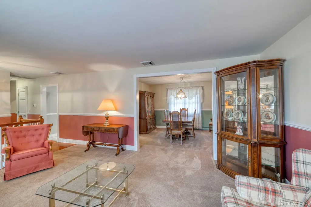 23 Maureen Drive Middletown NY 10940