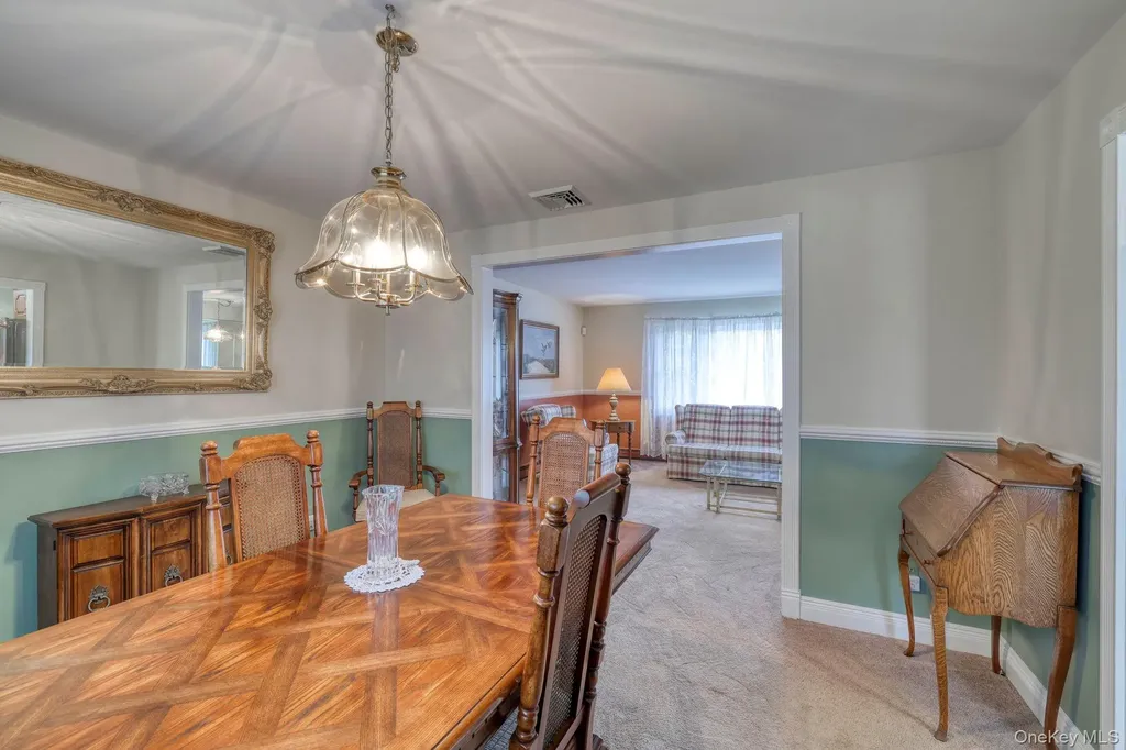 23 Maureen Drive Middletown NY 10940
