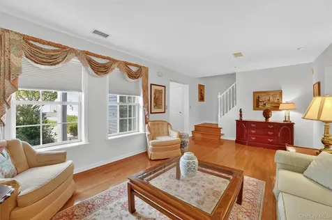 2104 Watch Hill Drive Tarrytown NY 10591