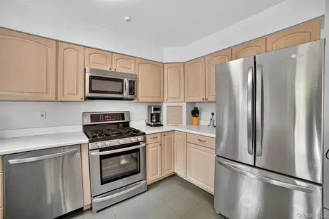 2104 Watch Hill Drive Tarrytown NY 10591
