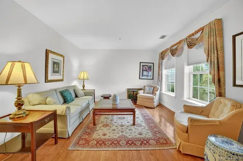 2104 Watch Hill Drive Tarrytown NY 10591