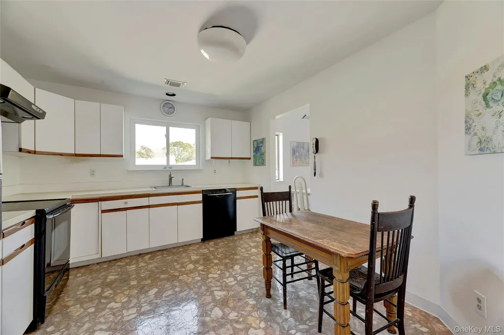 244 River Drive Moriches NY 11955