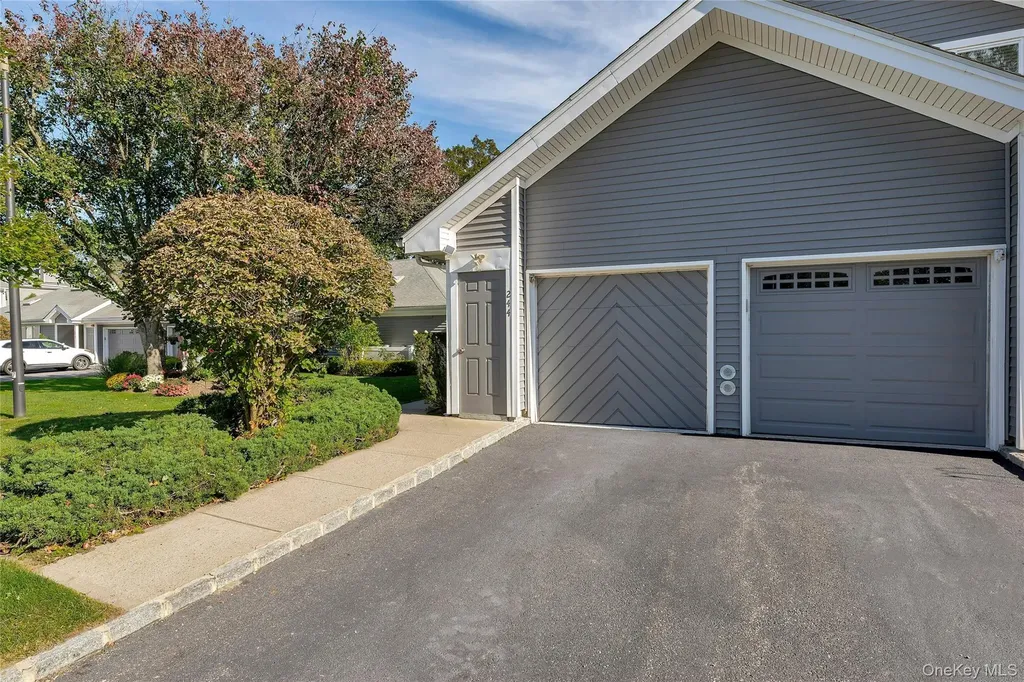 244 River Drive Moriches NY 11955