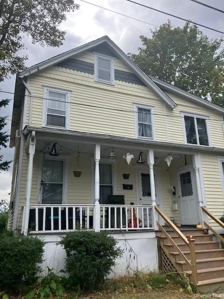 167 Maple Avenue Sea Cliff NY 11579