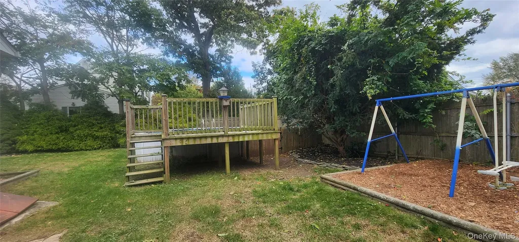 8 Astoria Road Mastic Beach NY 11951