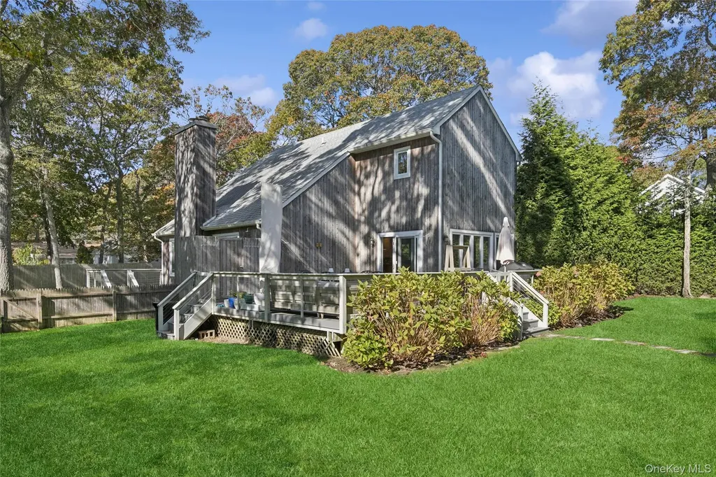 4 Morris Court Westhampton Beach NY 11978
