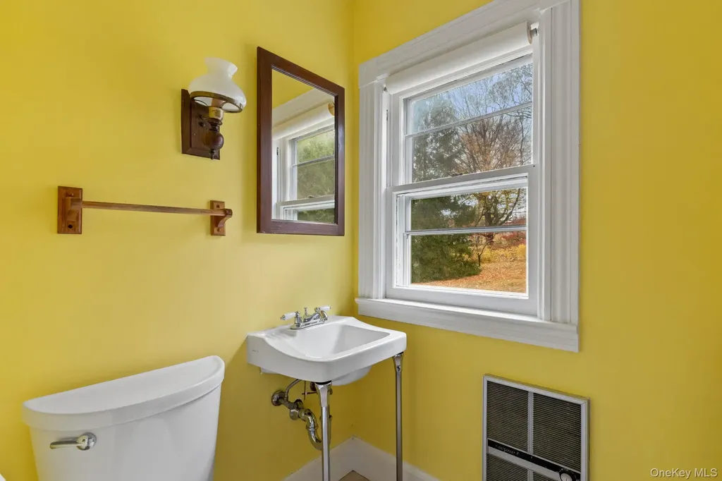 83 Hillside Avenue Mount Kisco NY 10549