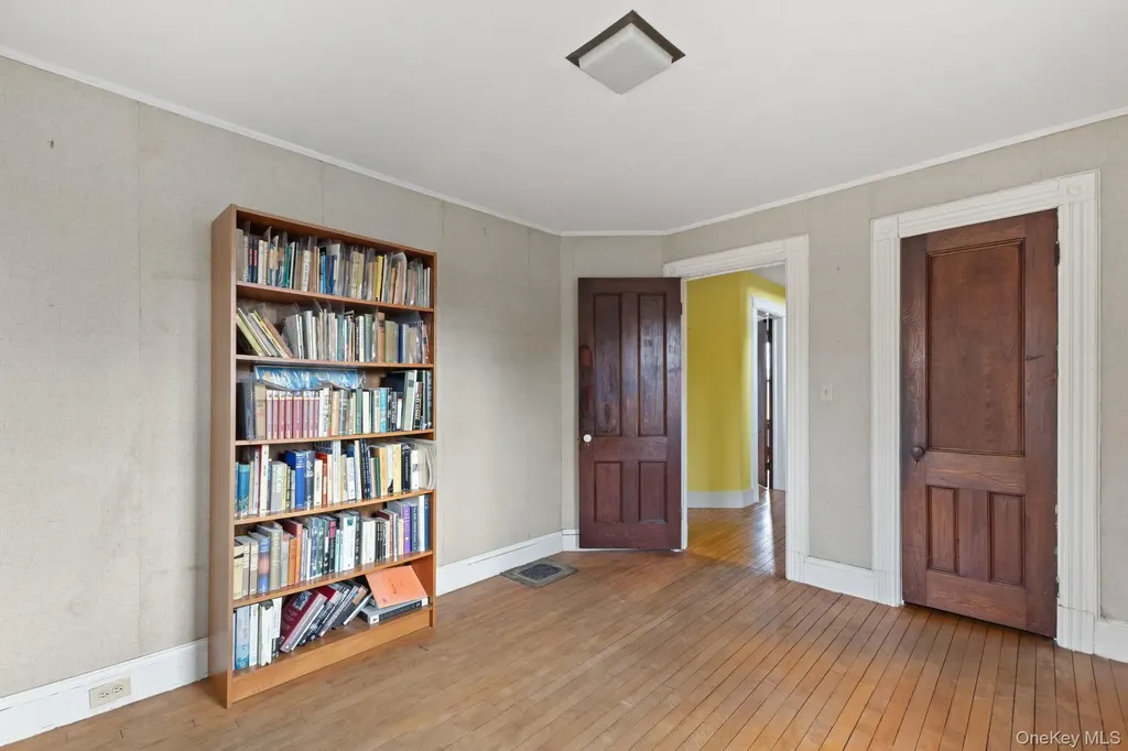 83 Hillside Avenue Mount Kisco NY 10549