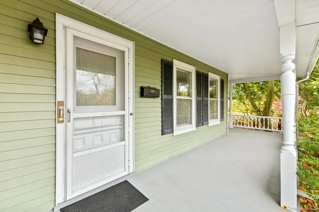 83 Hillside Avenue Mount Kisco NY 10549