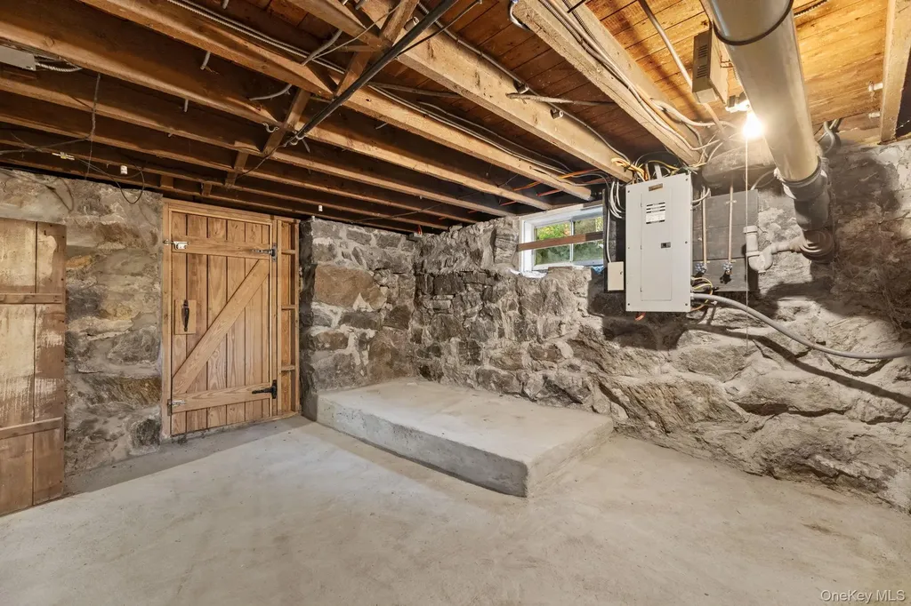 83 Hillside Avenue Mount Kisco NY 10549