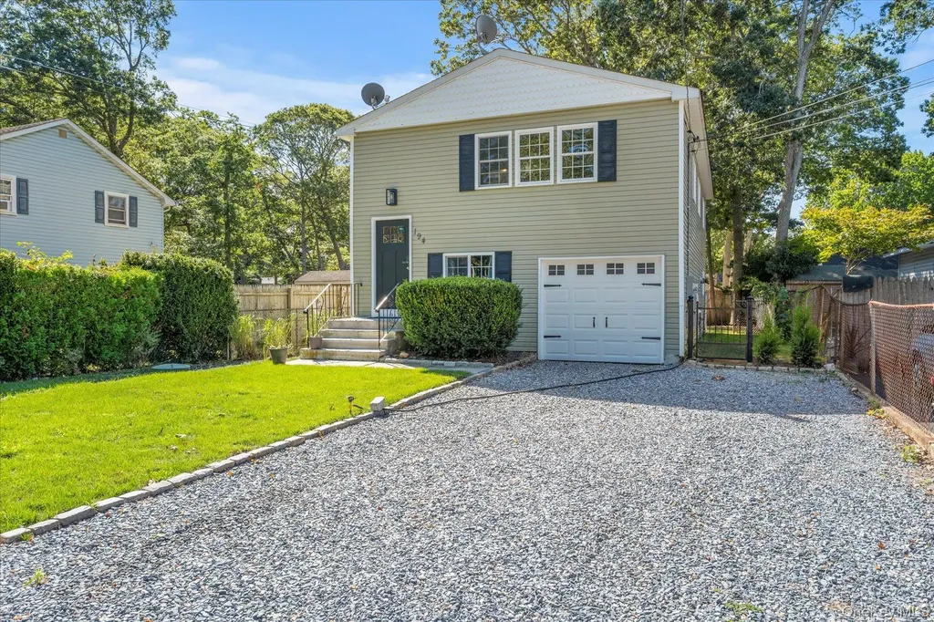 194 Moriches Avenue Mastic NY 11950