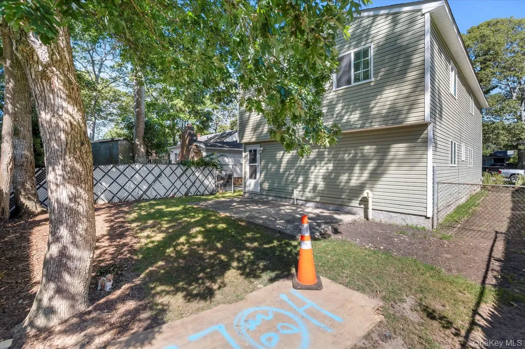 194 Moriches Avenue Mastic NY 11950