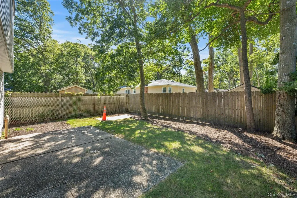 194 Moriches Avenue Mastic NY 11950