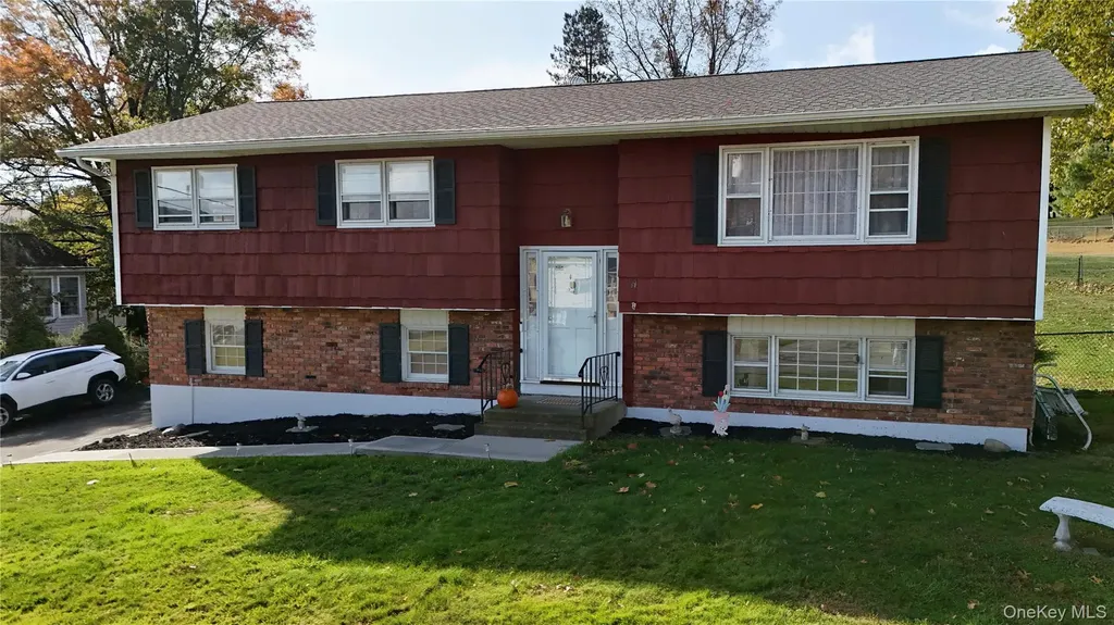 16 Mari Road Chester NY 10918