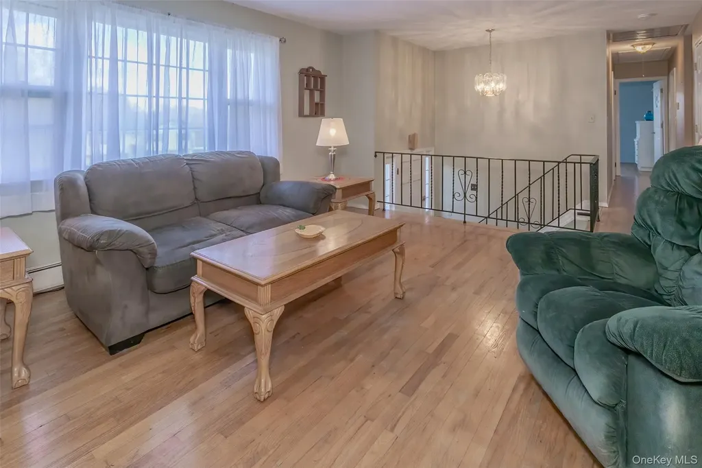 16 Mari Road Chester NY 10918