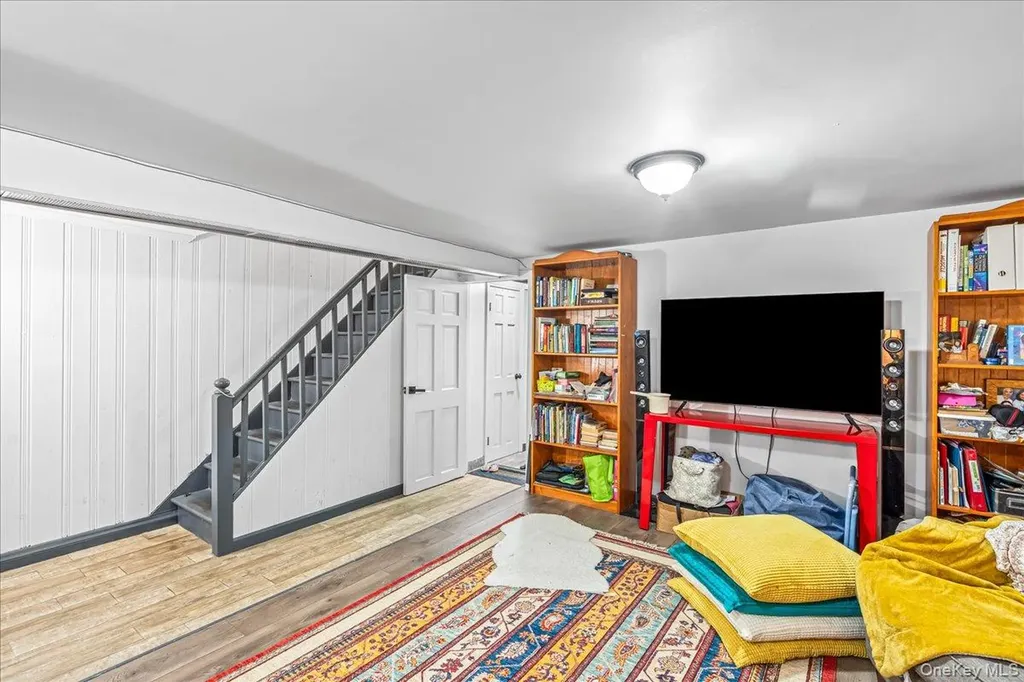 13928 Pershing Crescent Jamaica NY 11435
