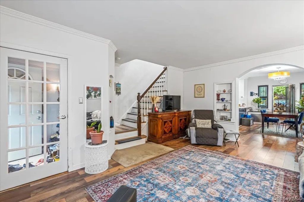 13928 Pershing Crescent Jamaica NY 11435