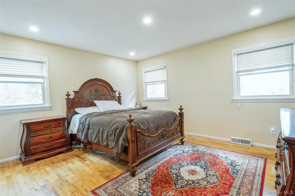 42 Mesa Place Nanuet NY 10954