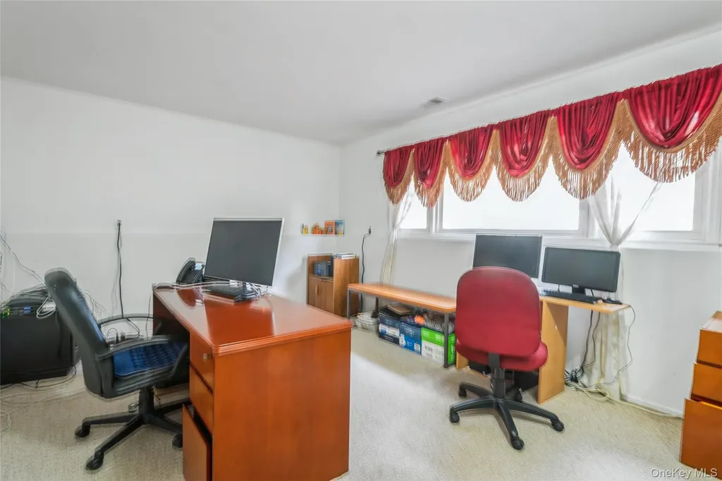 42 Mesa Place Nanuet NY 10954