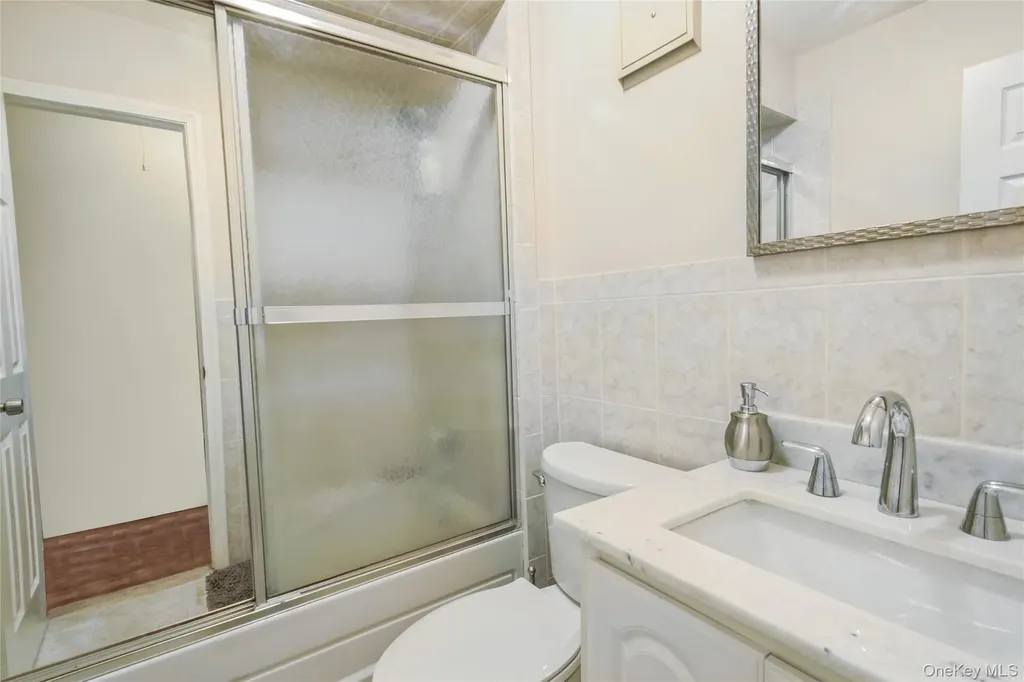 42 Mesa Place Nanuet NY 10954