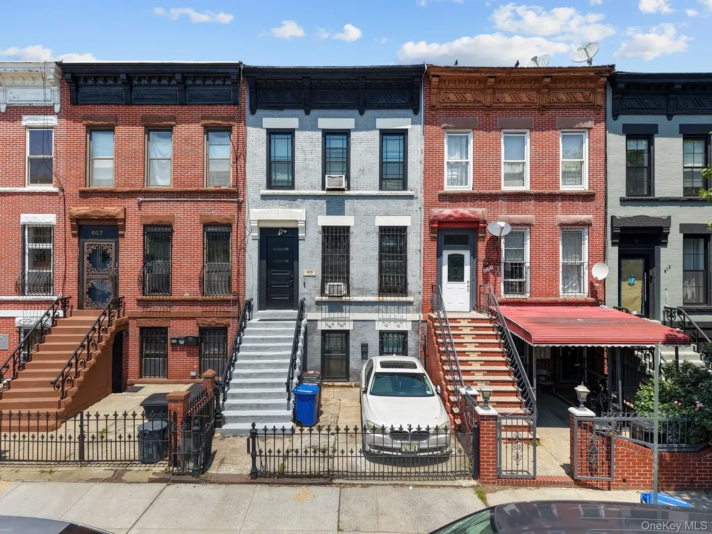 609 Lexington Avenue Brooklyn NY 11221