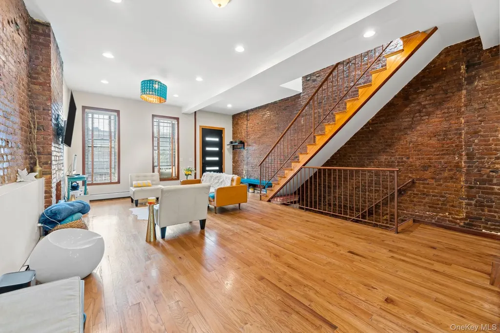 609 Lexington Avenue Brooklyn NY 11221