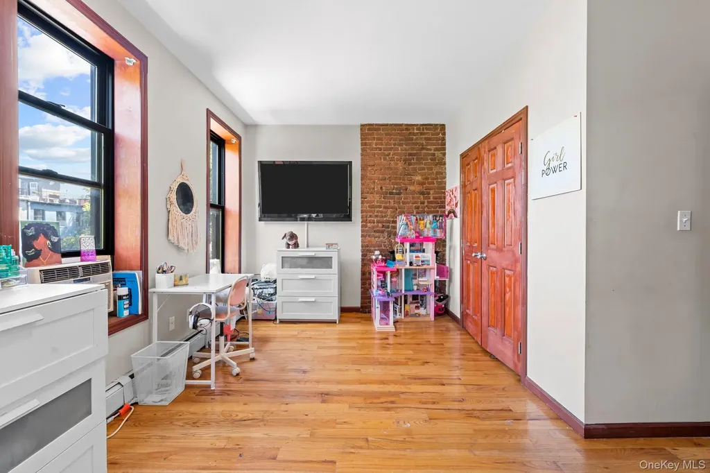 609 Lexington Avenue Brooklyn NY 11221