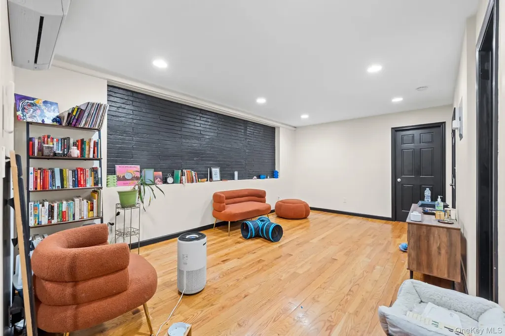 609 Lexington Avenue Brooklyn NY 11221