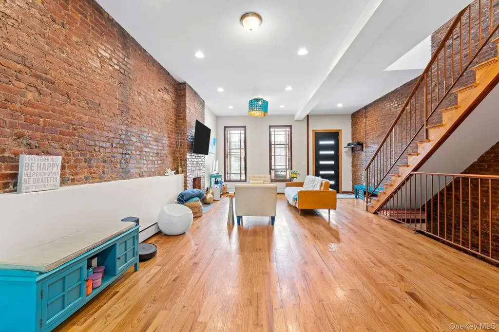 609 Lexington Avenue Brooklyn NY 11221